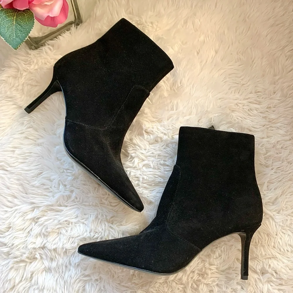 Kate Spade Vikki Black Suede Pointed Toe Booties Ankle Boots 6B